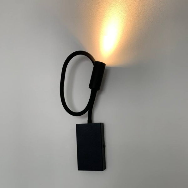 Настінний світильник Led Black USB