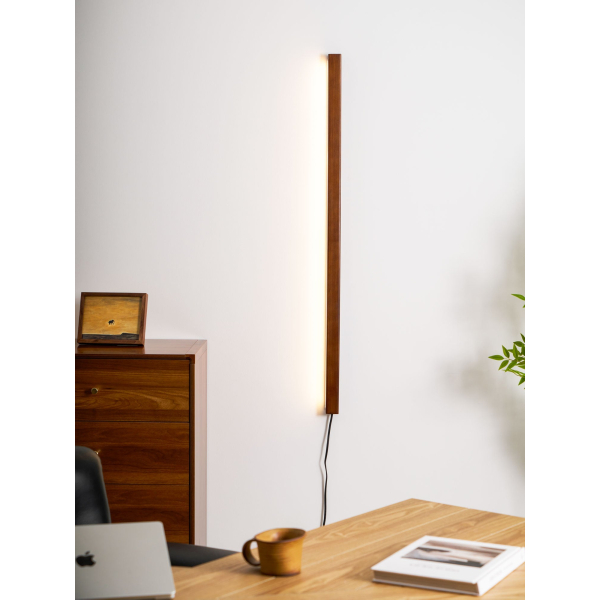 Настінний світильник Arlo Linear Wood Plug-in