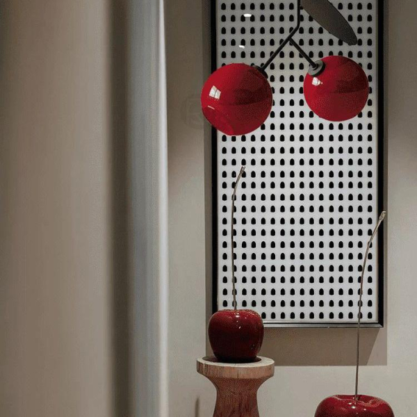 Підвісний світильник Cherry — колір чорний і білий, з матеріалу метал, скло, стиль модерн