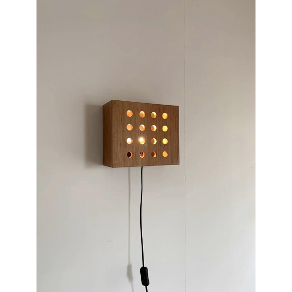 Настенный светильник Cubiform Constellation — цвет дерева, из материала метал, вишневе дерево, стиль модерн