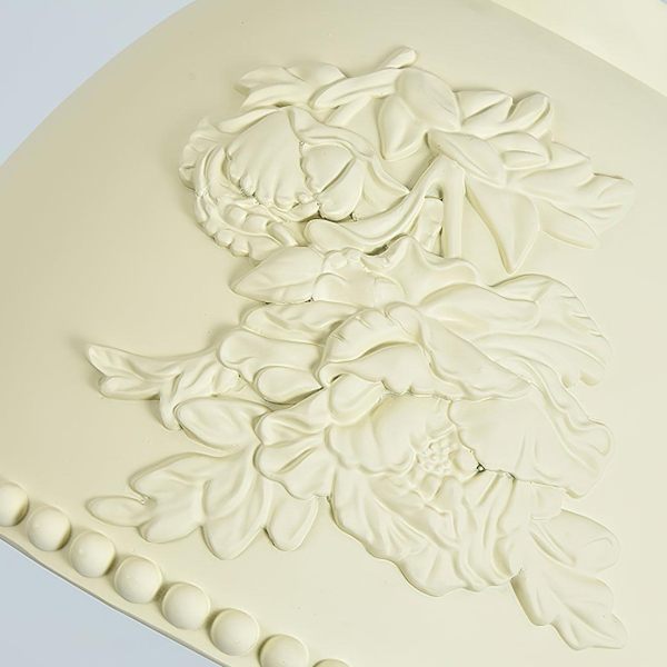 Подвесной светильник Embossed Flora — цвет бежевый, из материала метал, смола, стиль модерн