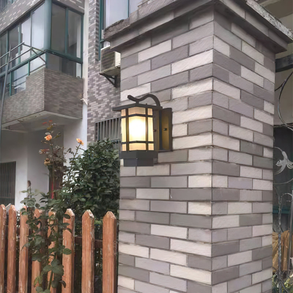Вуличний настінний світильник Madison Lantern — бра, колір чорний