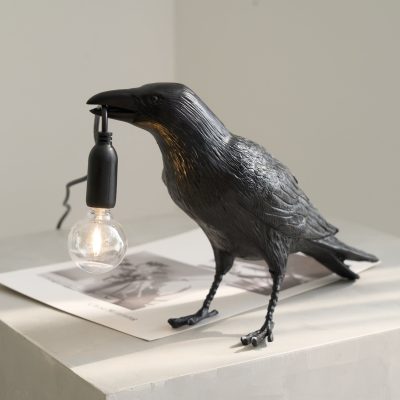Настільна лампа Raven Resin