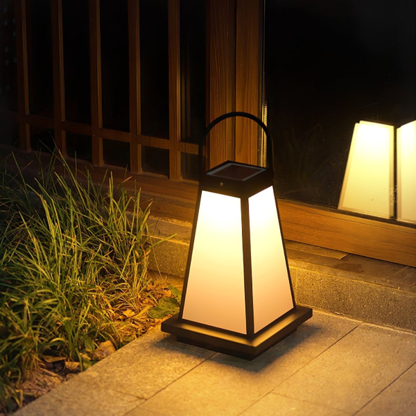 Уличный фонарь на солнечных батареях Roam Lantern — настольная лампа, цвет черный і белый, из материала нержавіюча сталь, акрил, стиль модерн