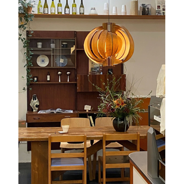 Підвісний світильник Saturn Ring — колір дерева і колір горіха, з матеріалу метал, дерево, стиль модерн