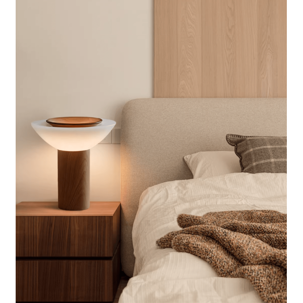 Настольная лампа Solace Wood — цвет ореха і белый, из материала  метал, скло, стиль модерн