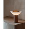 Настольная лампа Solace Wood — цвет ореха і белый, из материала  метал, скло, стиль модерн