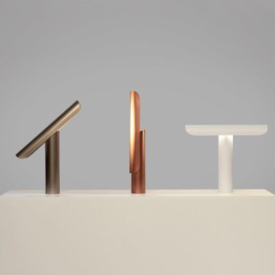 Настільна лампа T-Table