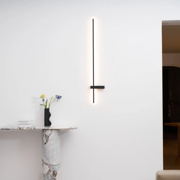 Adeline Linear Rechargeable Бра — цвет черный, из материала метал, акрил, стиль модерн