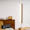 Настінний світильник Arlo Linear Wood Plug-in — бра, колір дерева і колір горіха, з матеріалу соснове дерево, метал, стиль модерн