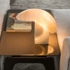 Настільна лампа Elios Marble — колір білий, з матеріалу метал, мармур, стиль модерн