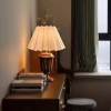 Настольная лампа Florence Tulip — цвет ореха і черный, из материала  дерево, тканина, стиль модерн