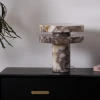 Настільна лампа Halo Marble — колір червоний і білий, з матеріалу метал, мармур, стиль модерн