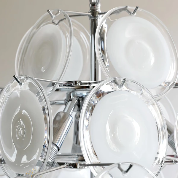 Белая стеклянная люстра Murano Disc — цвет белый, из материала  метал, скло, стиль современный