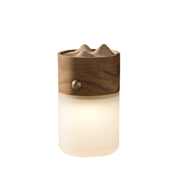 Настольная лампа Nomad Lantern — цвет дерева і цвет ореха, из материала метал, дерево, стиль модерн