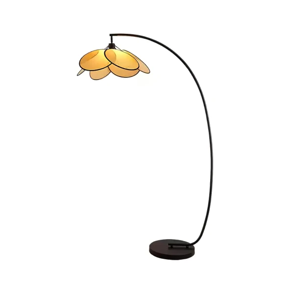 Торшер Rattan Bloom Arc — цвет черный, из материала метал, ротанг, стиль современный