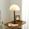 Настільна лампа Satori Paper Shade — колір горіха і білий, з матеріалу метал, дерево, стиль модерн