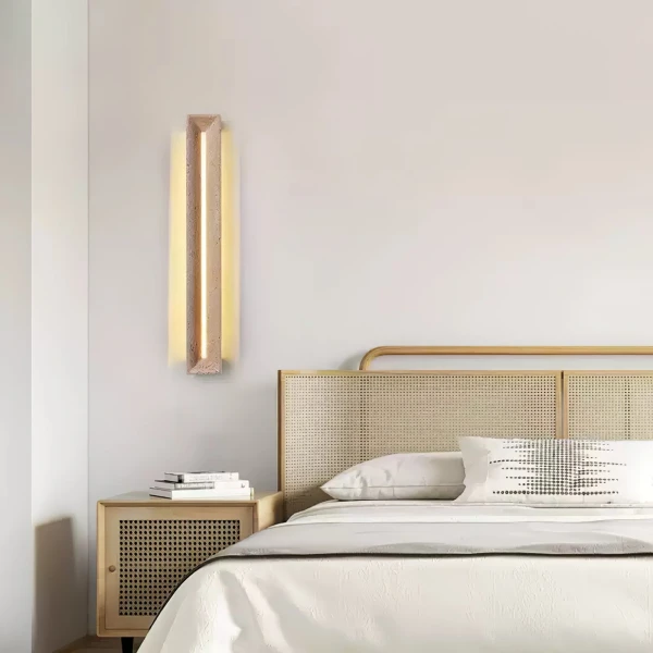 Настінний світильник Solace Travertine Beam — бра, колір жовтий, з матеріалу жовтий травертин, метал, стиль модерн