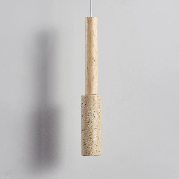 Підвісний світильник Travertine Stick — колір жовтий і колір дерева, з матеріалу  жовтий травертин, дерево, стиль модерн