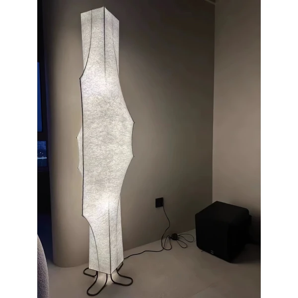 Торшер Twist Silk — цвет белый, из материала метал, шовк, стиль современный