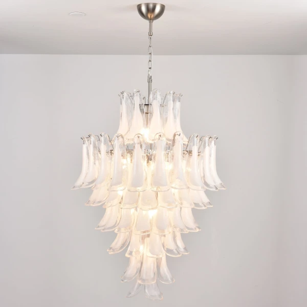 Люстра White Cloud Glass Petals — цвет белый, из материала  метал, скло, стиль современный