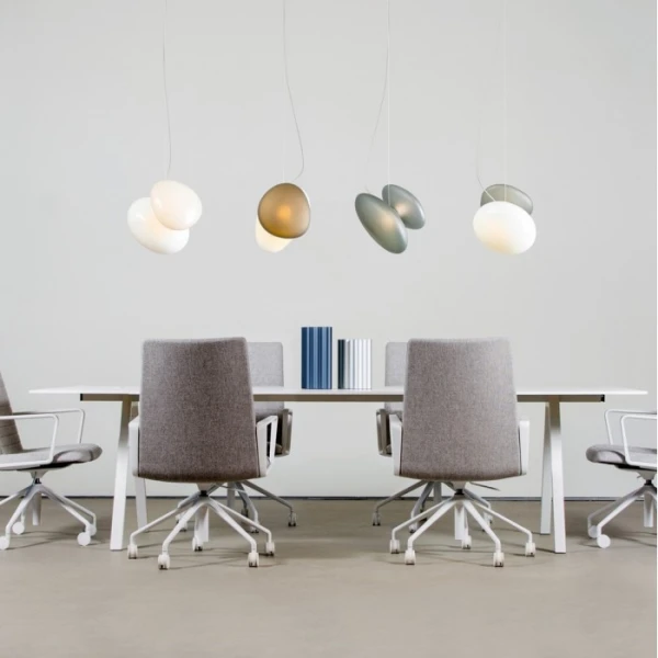 Підвісний світильник PEBBLE SUSPENTION BLUE WHITE Anzazo купити 9384грн.