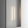 LINES ONE Бра 120cm- дизайнерский настенный светильник — цвет черный, из материала алюминий, стиль минимализм